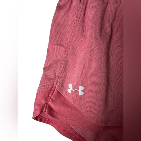 Under Armour HeatGear Pink Running Shorts Size S - Picture 2 of 6